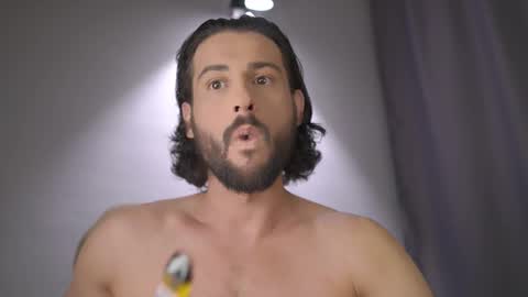 Snapshot of double_luckystrike chatting on 02-05-26, 03:11 Keen online show from 02-05-26, 03:11