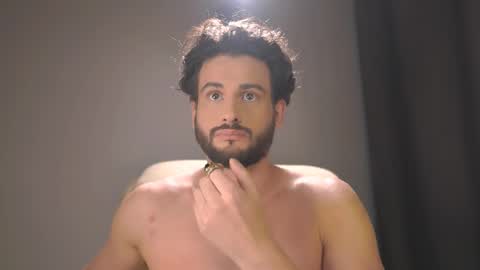 Snapshot of double_luckystrike chatting on 02-10-26, 01:15 Keen online show from 02-10-26, 01:15