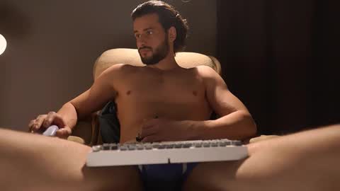 Snapshot of double_luckystrike chatting on 02-24-26, 01:25 Keen online show from 02-24-26, 01:25