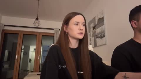 Alice and Mark online show from 02-11-26, 01:54