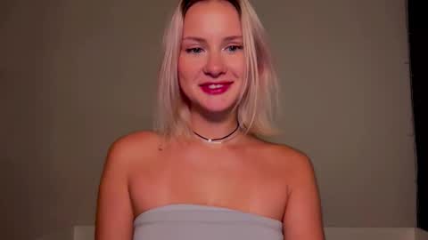 Lana  Eva  dont forget to give us a thumb up online show from 02-20-25, 04:46