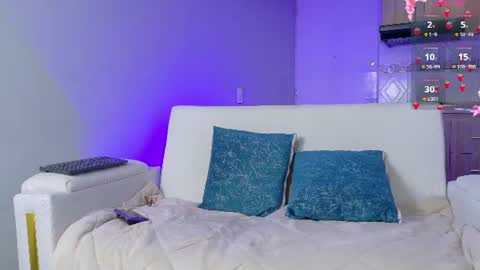 Double Delight online show from 07-25-26, 06:27