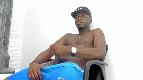 DOUGLAS online show from 10-07-25, 01:41