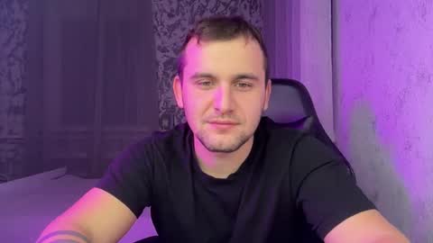 Snapshot of douglas_666 chatting on 11-22-25, 11:04 douglas_666 online show from 11-22-25, 11:04