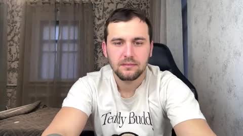 Snapshot of douglas_666 chatting on 03-06-26, 03:41 douglas_666 online show from 03-06-26, 03:41