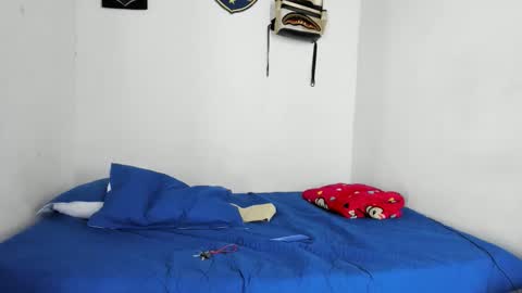 douglas_gallegos online show from 12-18-25, 08:04