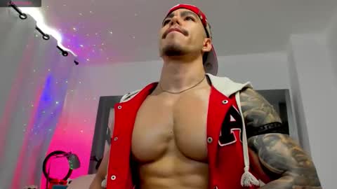 Douglas Safado online show from 04-05-26, 01:30