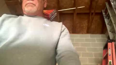 douglikes3xd online show from 12-21-25, 08:05