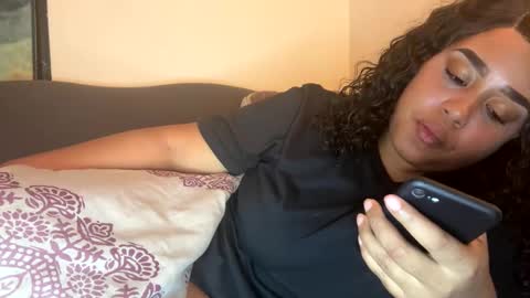 Snapshot of dove_love22 chatting on 10-30-25, 06:26 dove_love22 online show from 10-30-25, 06:26