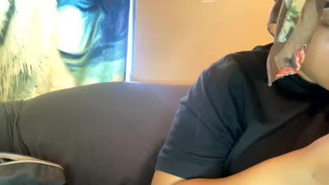 Snapshot of dove_love22 chatting on 11-06-25, 05:47 dove_love22 online show from 11-06-25, 05:47