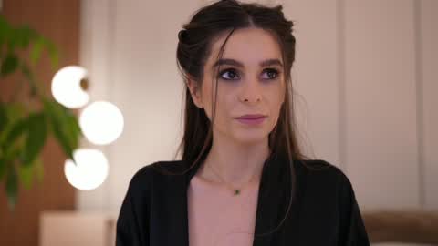    .         . online show from 02-15-26, 08:13