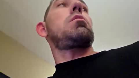 Snapshot of down2fuckyobitch chatting on 10-19-25, 03:56 down2fuckyobitch online show from 10-19-25, 03:56