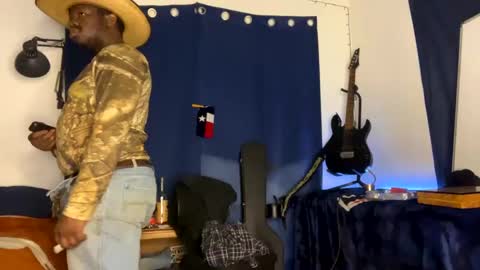 MrPirated online show from 01-21-25, 06:43