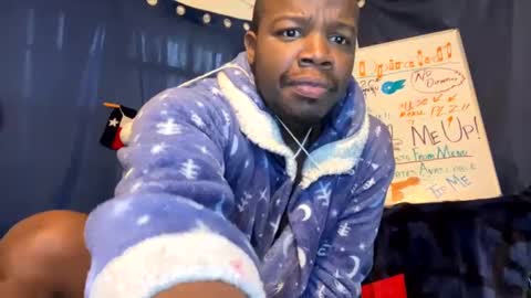 MrPirated online show from 02-18-25, 05:42