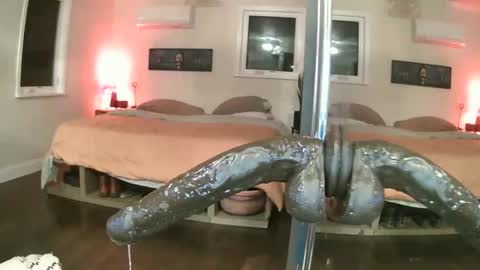 Snapshot of dpthroatorallybi chatting on 03-06-26, 06:10 dpthroatorallybi online show from 03-06-26, 06:10