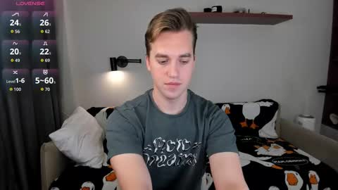 Snapshot of dr_your_dream chatting on 10-31-25, 09:05 Mervin online show from 10-31-25, 09:05