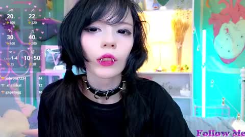 Snapshot of draculaura_ chatting on 12-28-24, 03:26 Draculaura online show from 12-28-24, 03:26