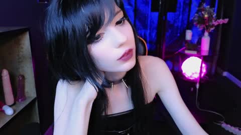 Snapshot of draculaura_ chatting on 01-30-25, 03:55 Draculaura online show from 01-30-25, 03:55