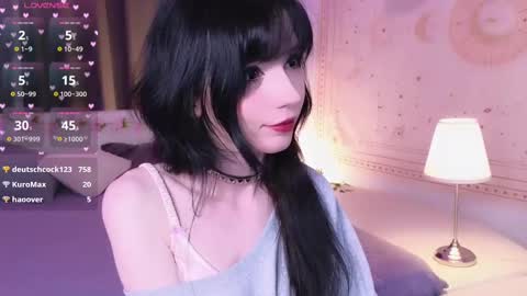 Snapshot of draculaura_ chatting on 02-16-25, 12:08 Draculaura online show from 02-16-25, 12:08