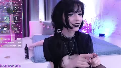 Snapshot of draculaura_ chatting on 03-10-25, 03:23 Draculaura online show from 03-10-25, 03:23