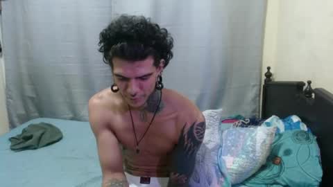 Snapshot of dragon666uwur chatting on 01-12-25, 05:13 Dragon online show from 01-12-25, 05:13