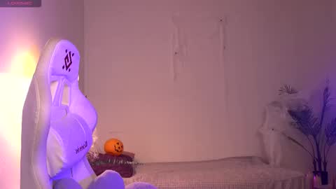 Lisbeth Salander online show from 11-04-25, 05:50