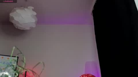 Lisbeth Salander online show from 01-06-26, 06:28