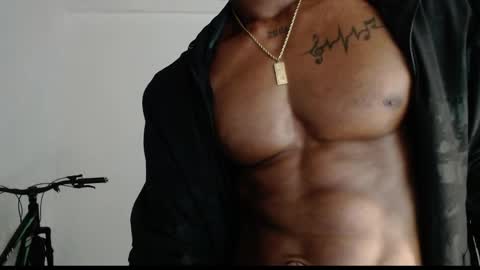 Drake 23 online show from 04-05-26, 02:47