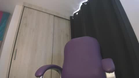 Snapshot of drake_jackson11 chatting on 02-14-25, 09:21 drake jackson11 online show from 02-14-25, 09:21