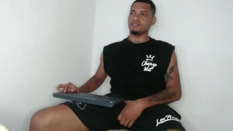 Snapshot of drako_monstercock chatting on 02-07-25, 08:22 drako_monstercock online show from 02-07-25, 08:22