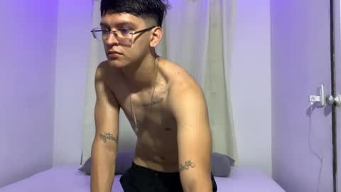 Snapshot of drakoxxx11 chatting on 07-09-26, 07:23 drakoxxx11 online show from 07-09-26, 07:23