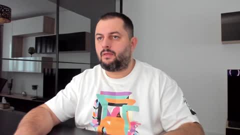 Snapshot of draven_a chatting on 01-19-25, 11:12 Draven A online show from 01-19-25, 11:12