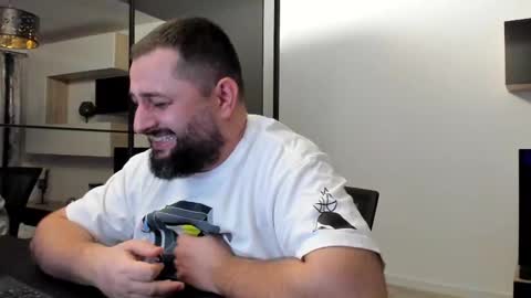 Snapshot of draven_a chatting on 03-02-25, 09:43 Draven A online show from 03-02-25, 09:43