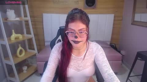 Snapshot of draviana_a chatting on 10-18-25, 03:20 Draviana online show from 10-18-25, 03:20