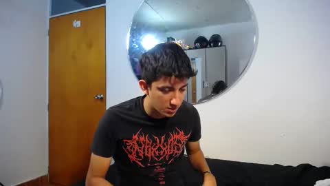 Snapshot of dravith_and_valery chatting on 09-11-25, 02:55 -- nicolle and jhon -- online show from 09-11-25, 02:55