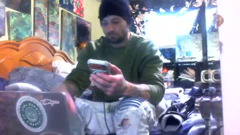 Snapshot of dreaded_folks chatting on 12-14-25, 09:30 dreaded_folks online show from 12-14-25, 09:30