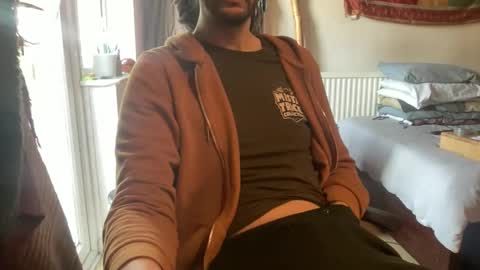 Snapshot of dreadloook chatting on 03-02-26, 01:07 Dreads online show from 03-02-26, 01:07