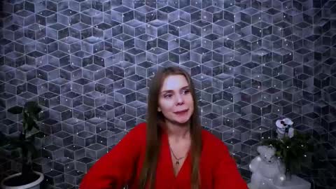 Mari online show from 11-11-25, 09:42