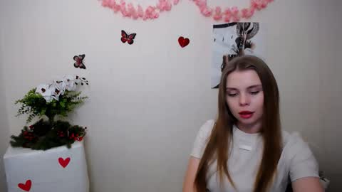 Mari online show from 03-31-26, 06:25