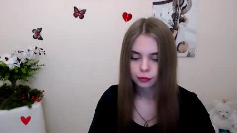 Mari online show from 04-27-26, 07:17