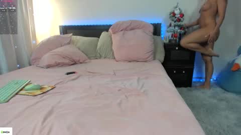 Snapshot of dream_sexy chatting on 12-19-25, 08:21 Mari online show from 12-19-25, 08:21