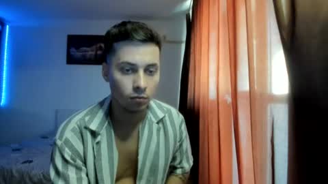 Snapshot of dreamboy240 chatting on 08-04-26, 02:30 Johnny online show from 08-04-26, 02:30