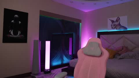 Snapshot of dreamgogo chatting on 12-06-24, 02:02 Sarah online show from 12-06-24, 02:02
