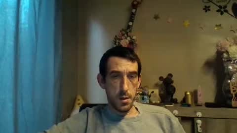 dreamguy38 online show from 11-02-25, 03:58