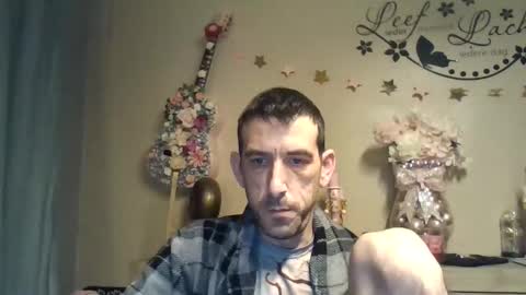 dreamguy38 online show from 12-14-25, 06:30