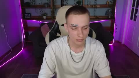 Snapshot of dreamkaii chatting on 04-05-26, 08:33 im Kai ntmu online show from 04-05-26, 08:33