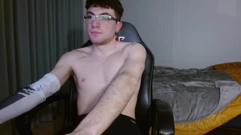 Snapshot of dreammicok chatting on 03-16-26, 12:06 DreamBoy online show from 03-16-26, 12:06