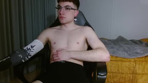 Snapshot of dreammicok chatting on 03-23-26, 11:53 DreamBoy online show from 03-23-26, 11:53