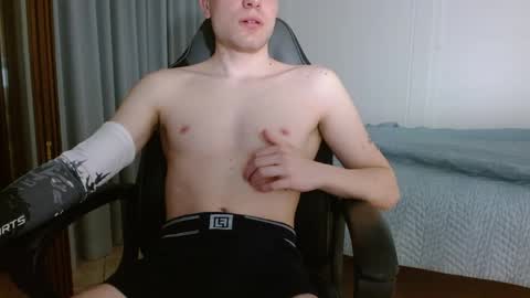 Snapshot of dreammicok chatting on 06-03-26, 03:09 DreamBoy online show from 06-03-26, 03:09