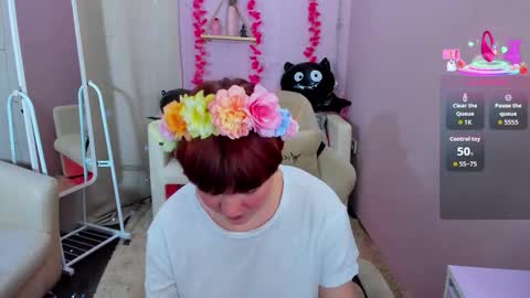 Luna online show from 10-16-25, 08:32